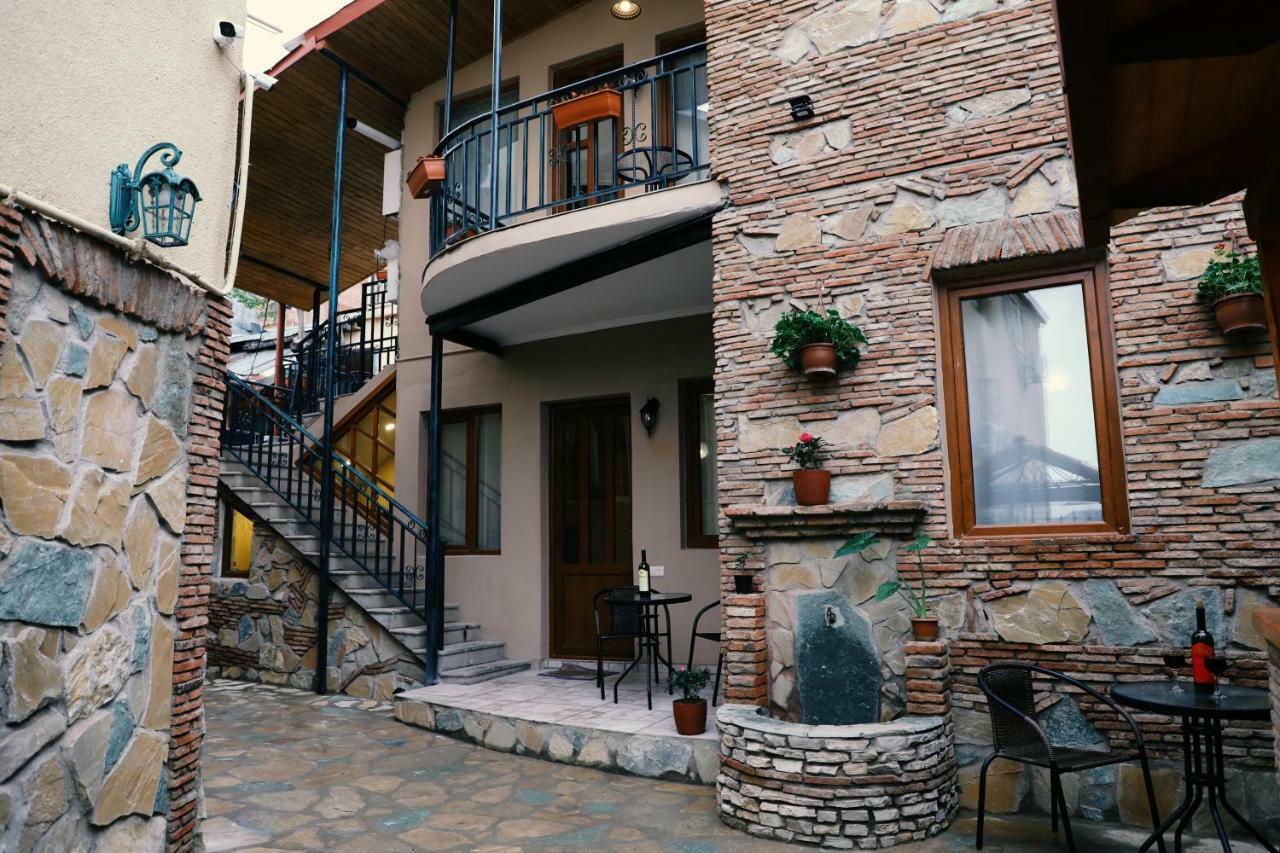 Apart Hotel With Wine Cellar - Old Tbilisi 1897 Bagian luar foto
